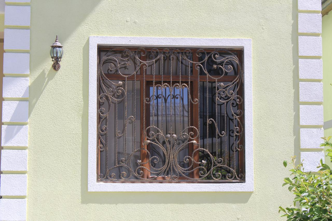 Hotel Mimino Tbilisi Exterior photo